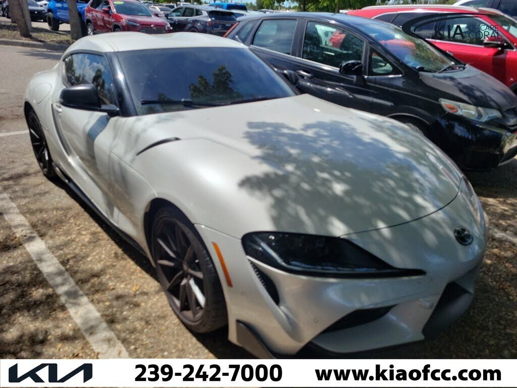2025 TOYOTA Supra