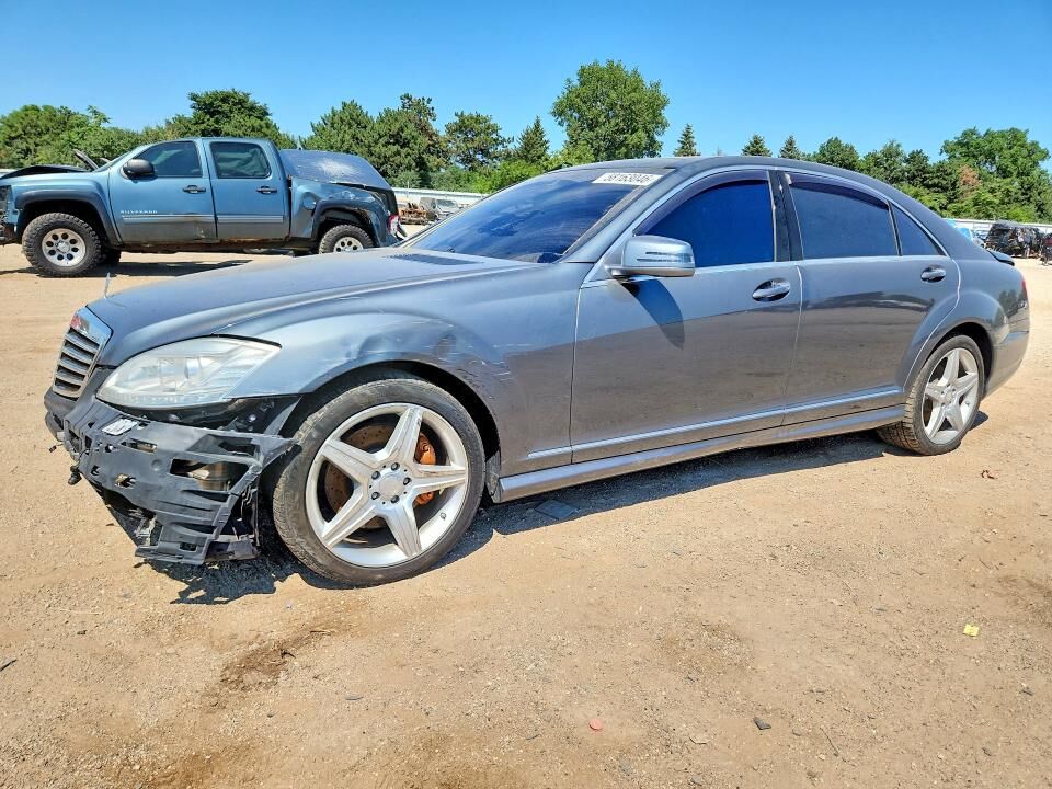 2011 MERCEDES-BENZ S-Class