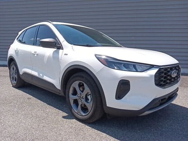 2025 FORD Escape