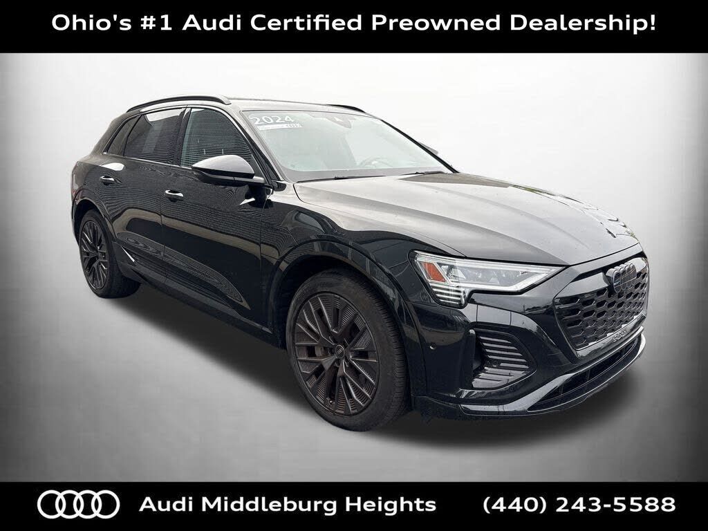 2024 AUDI Q8