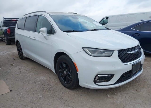 2022 CHRYSLER Pacifica