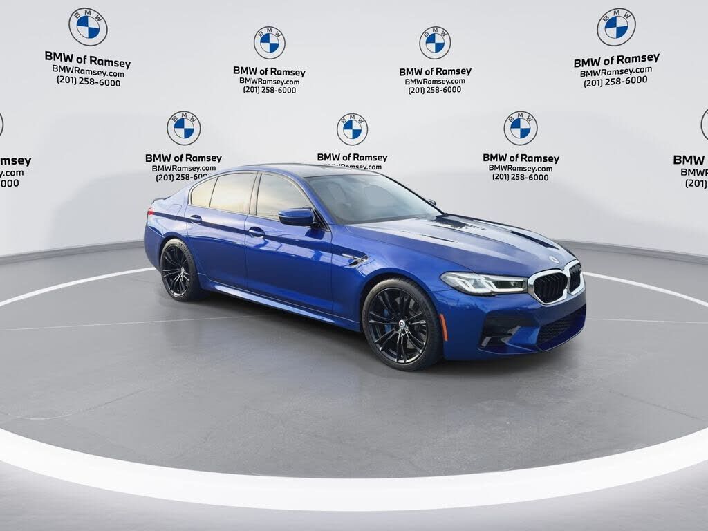 2023 BMW M5