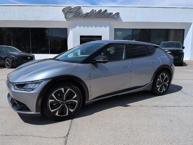 2022 KIA EV6