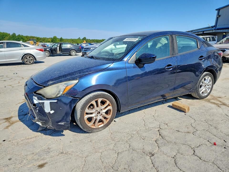 2017 TOYOTA Yaris