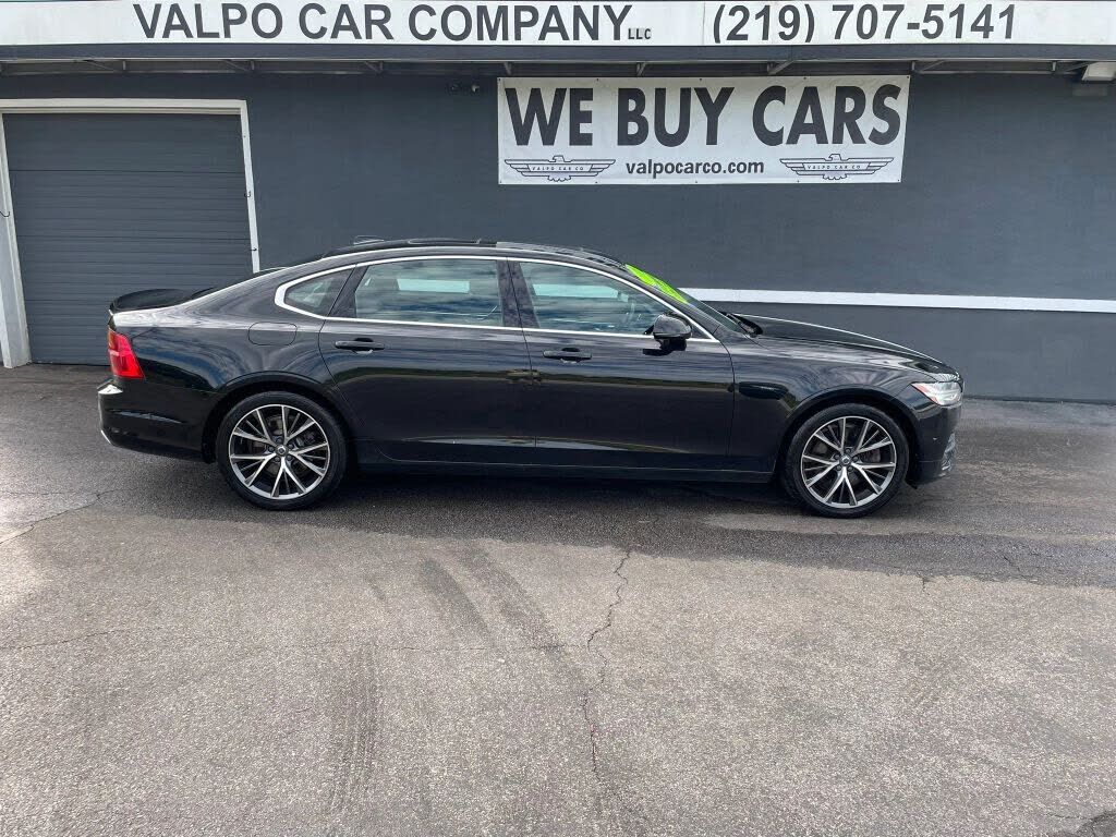 2018 VOLVO S90