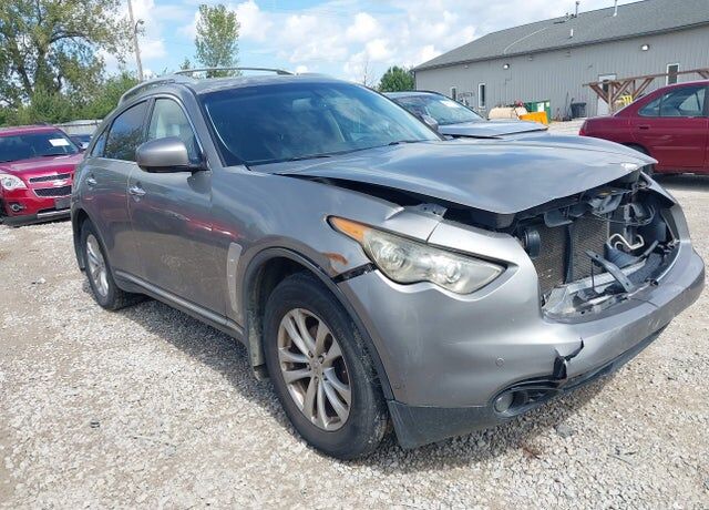 2010 INFINITI FX35