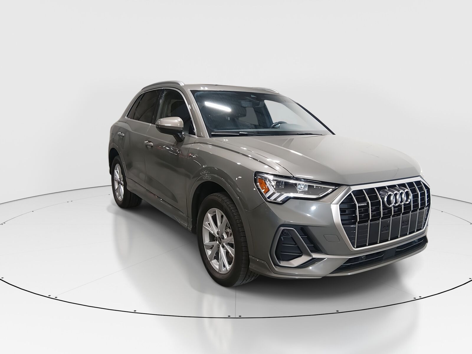 2024 AUDI Q3