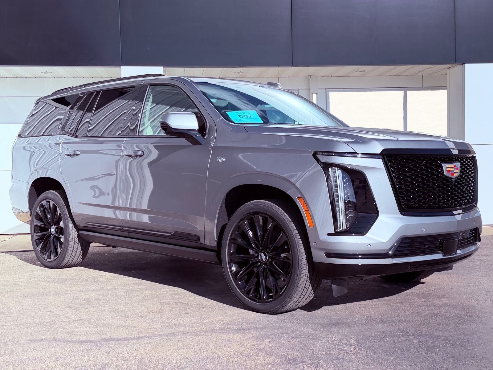 2026 CADILLAC Escalade