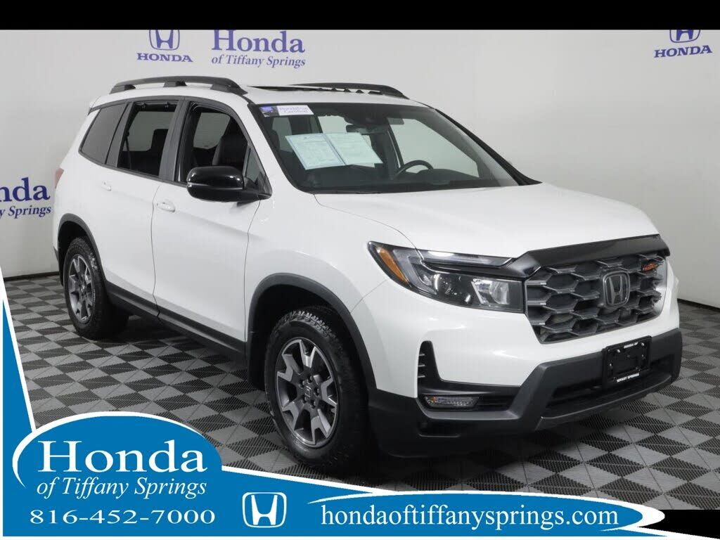 2023 HONDA Passport