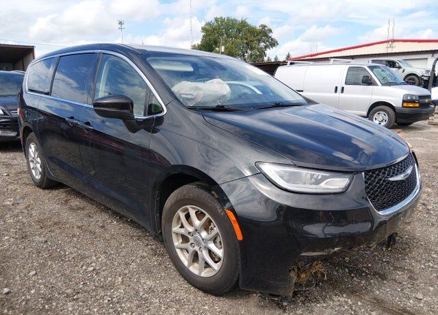2023 CHRYSLER Pacifica