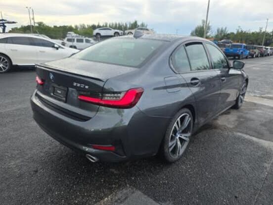 2022 BMW 330e