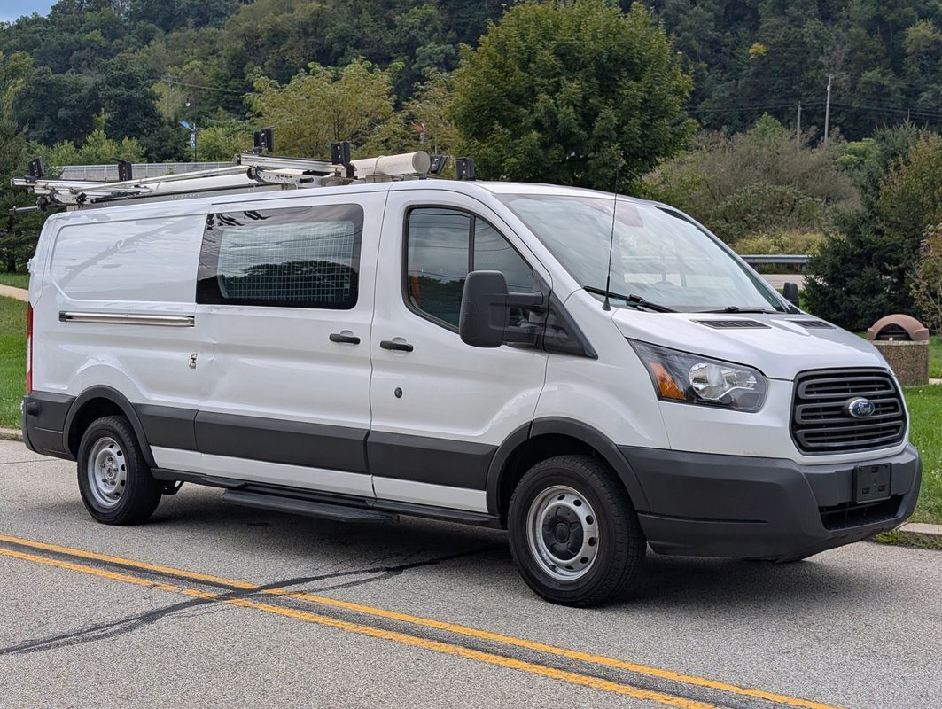2018 FORD Transit