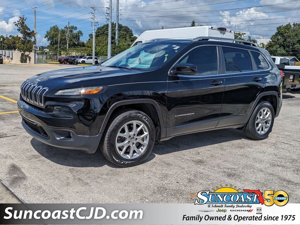 2018 JEEP Cherokee