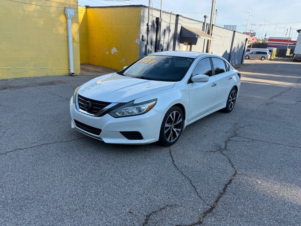2016 NISSAN Altima