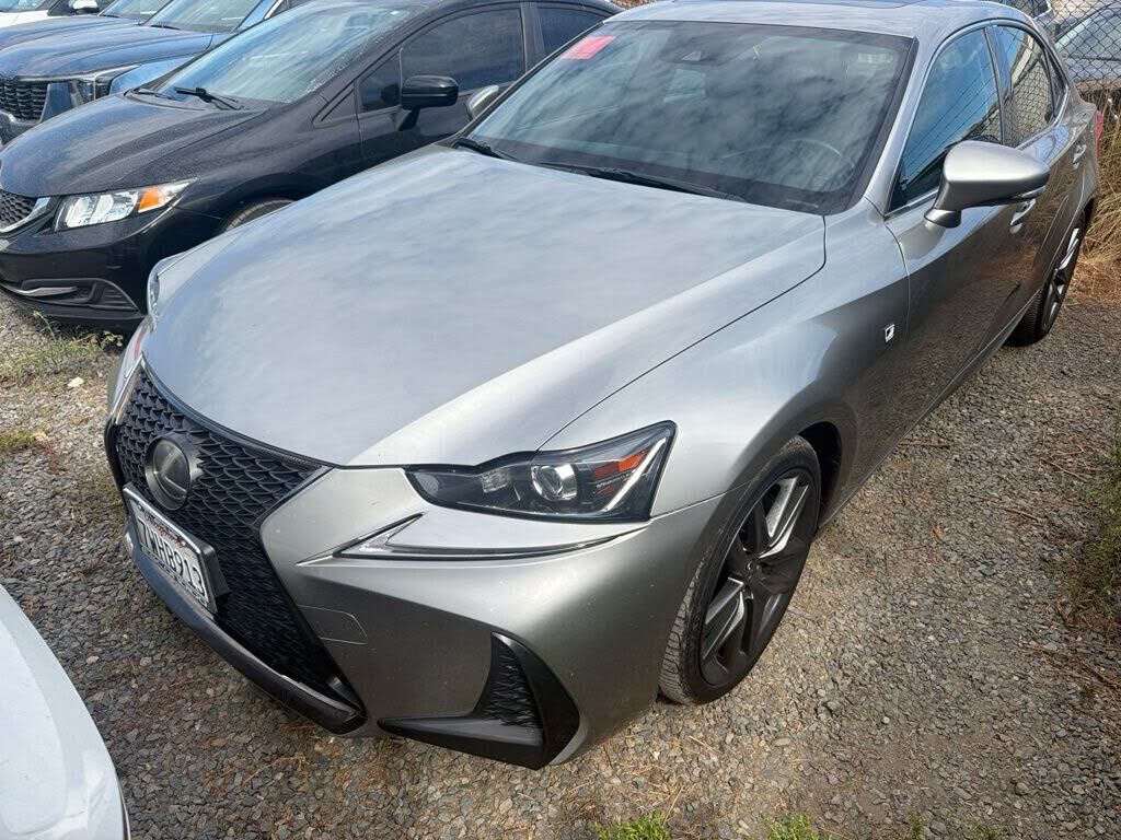 2017 LEXUS IS