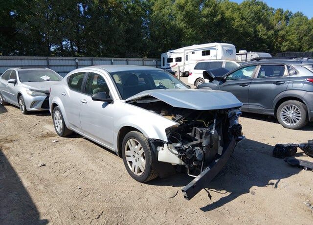 2011 DODGE Avenger