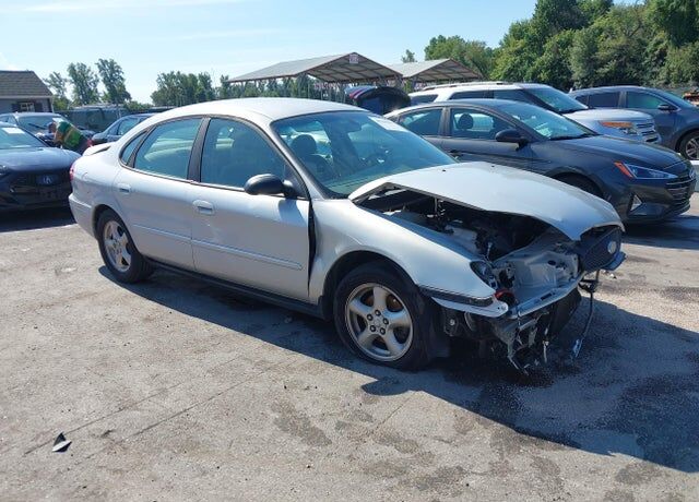 2007 FORD Taurus