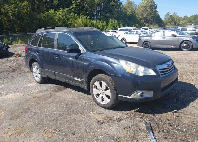 2012 SUBARU Outback