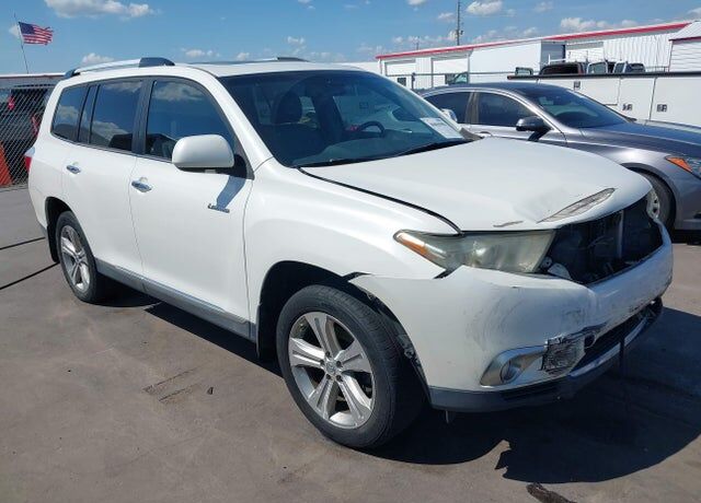 2012 TOYOTA Highlander