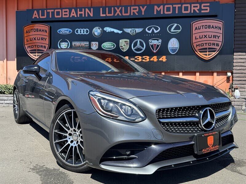 2017 MERCEDES-BENZ SLC-Class