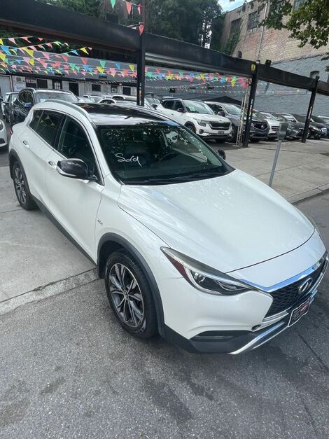 2018 INFINITI QX30