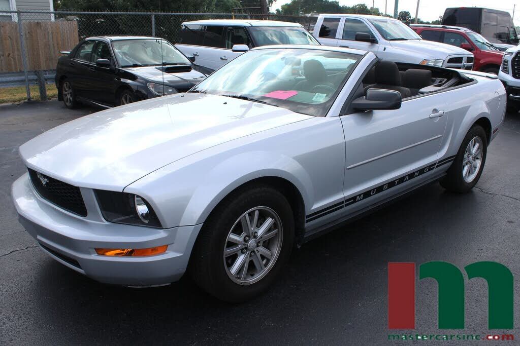 2008 FORD Mustang