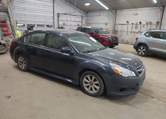 2010 SUBARU Legacy