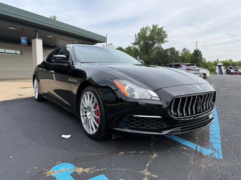 2017 MASERATI Quattroporte
