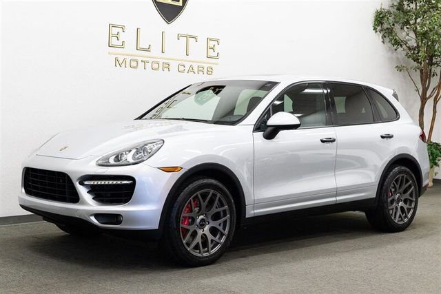 2011 PORSCHE Cayenne