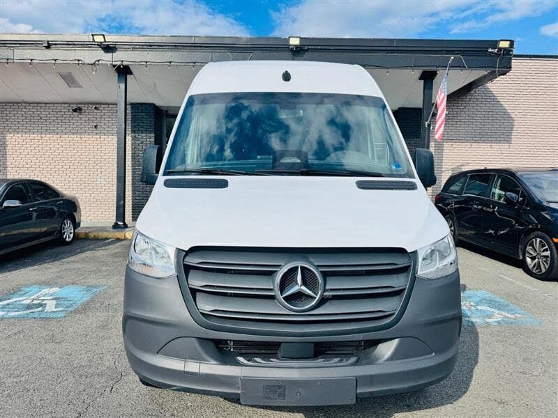2025 Mercedes-Benz Sprinter