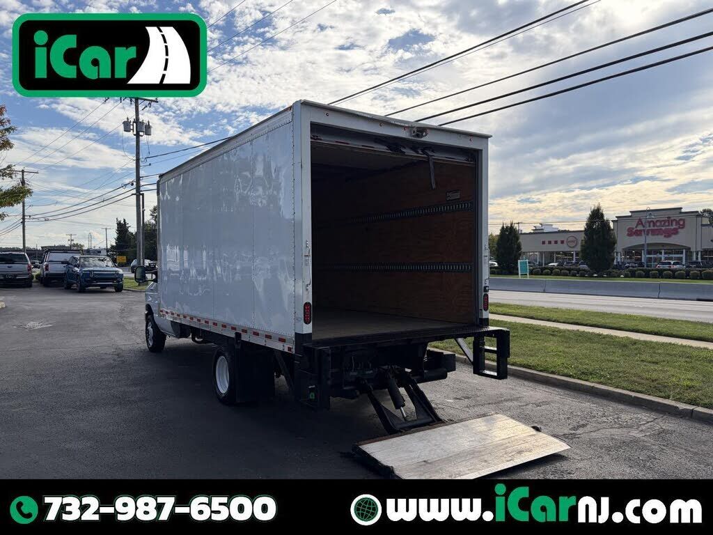 2023 FORD E-450