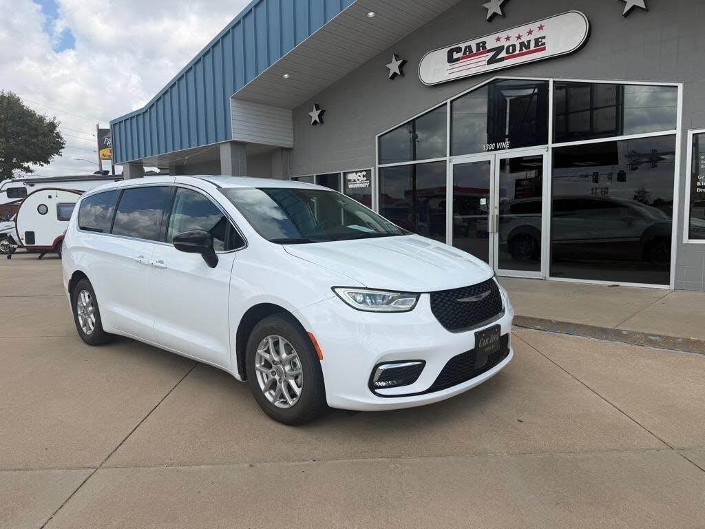 2024 CHRYSLER Pacifica