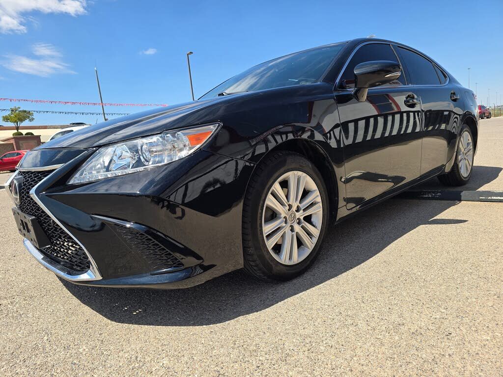 2015 Lexus ES
