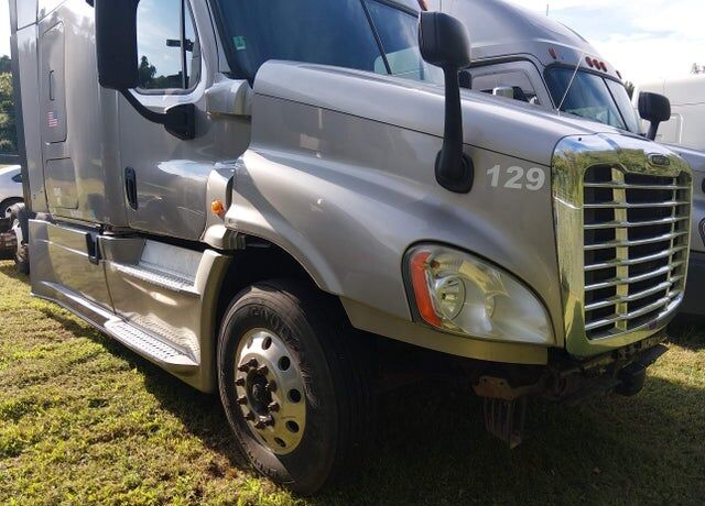 2013 FREIGHTLINER Cascadia