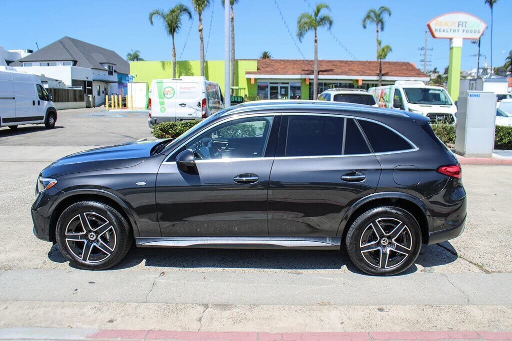2025 Mercedes-Benz GLC-Class