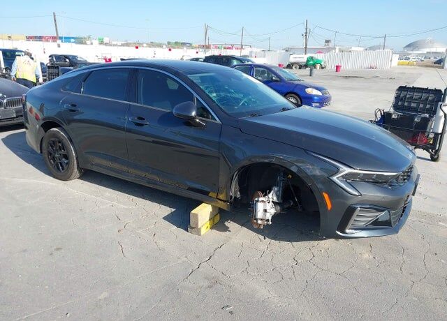 2025 KIA K5