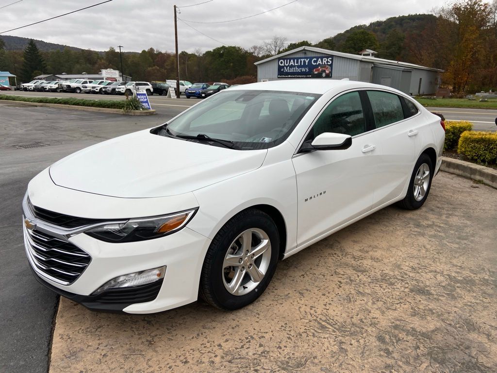 2024 CHEVROLET Malibu
