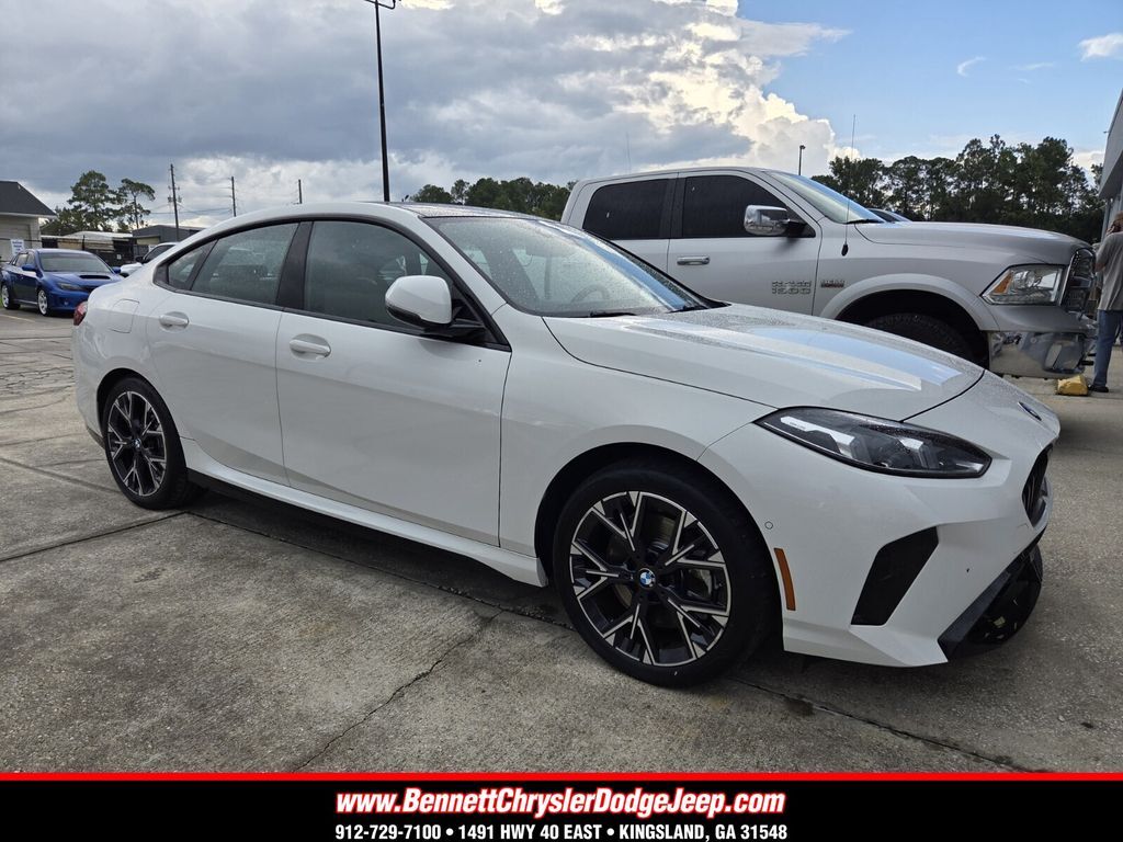 2025 BMW 228i