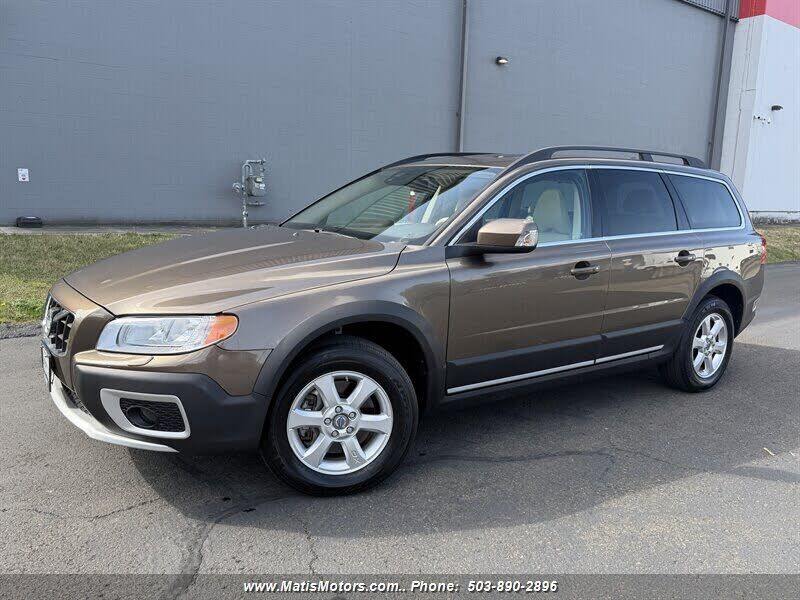 2013 VOLVO XC70