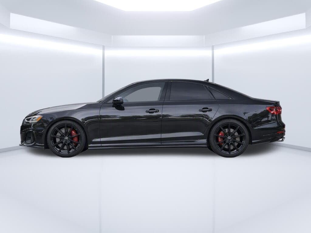 2023 Audi S8
