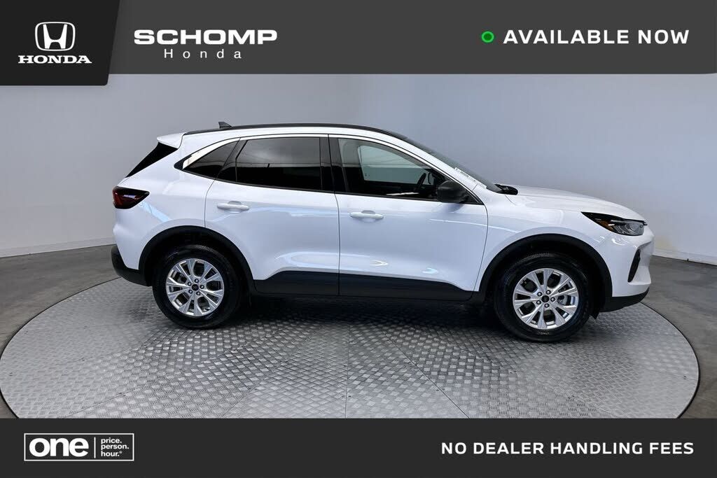 2024 FORD Escape