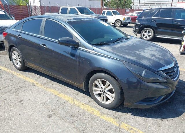 2011 HYUNDAI Sonata