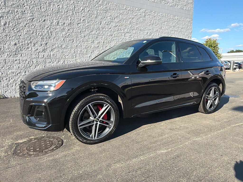 2024 AUDI Q5 e