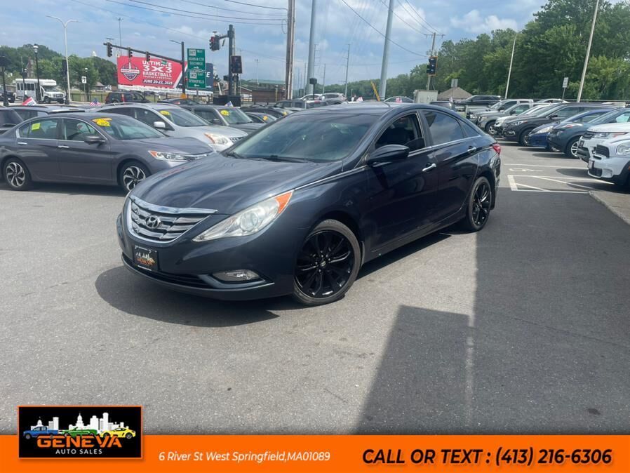 2011 HYUNDAI Sonata