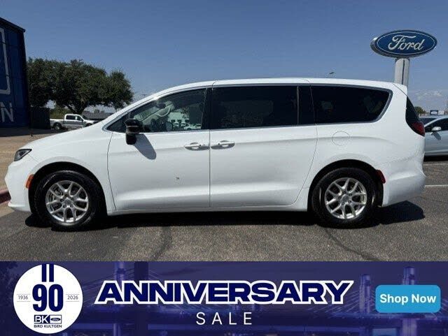 2024 CHRYSLER Pacifica