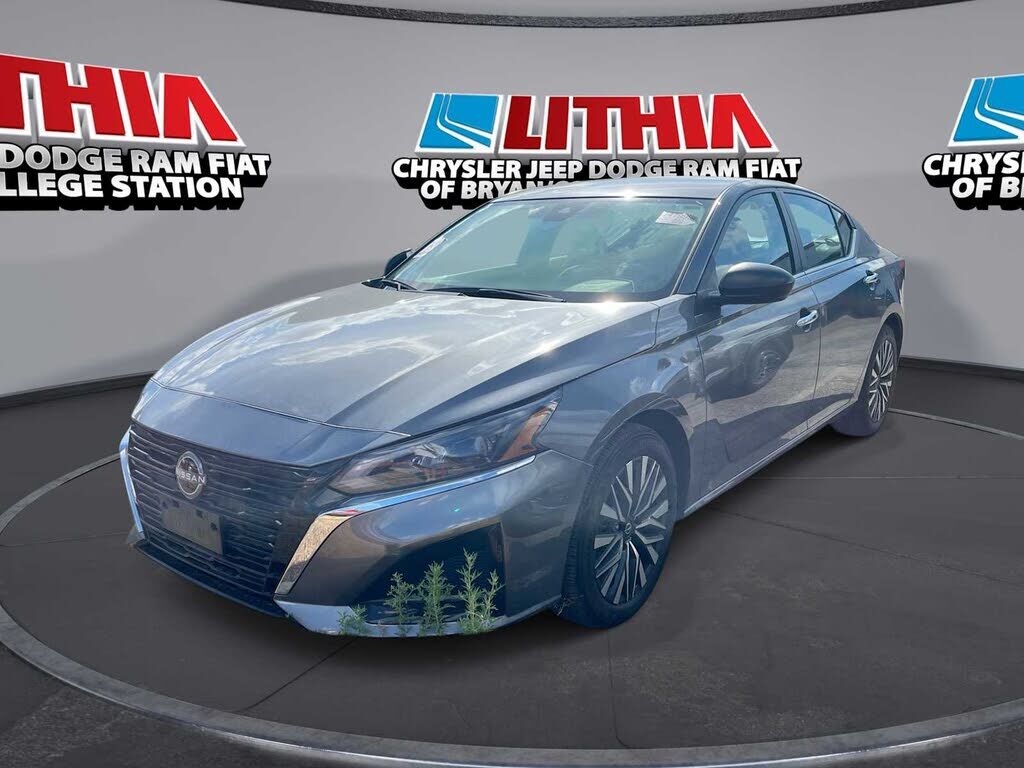 2025 NISSAN Altima