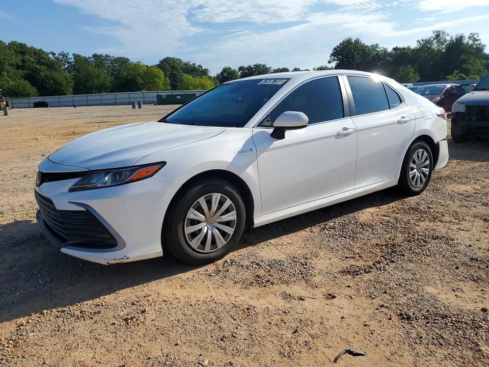2021 TOYOTA Camry