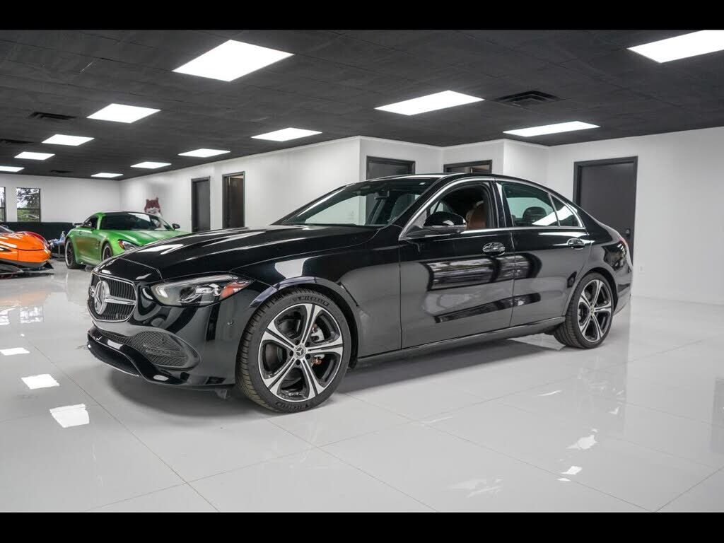 2023 MERCEDES-BENZ C-Class