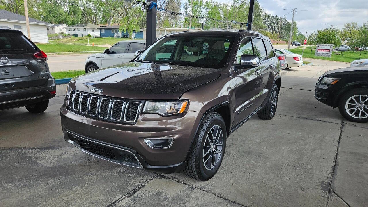 2017 JEEP Grand Cherokee