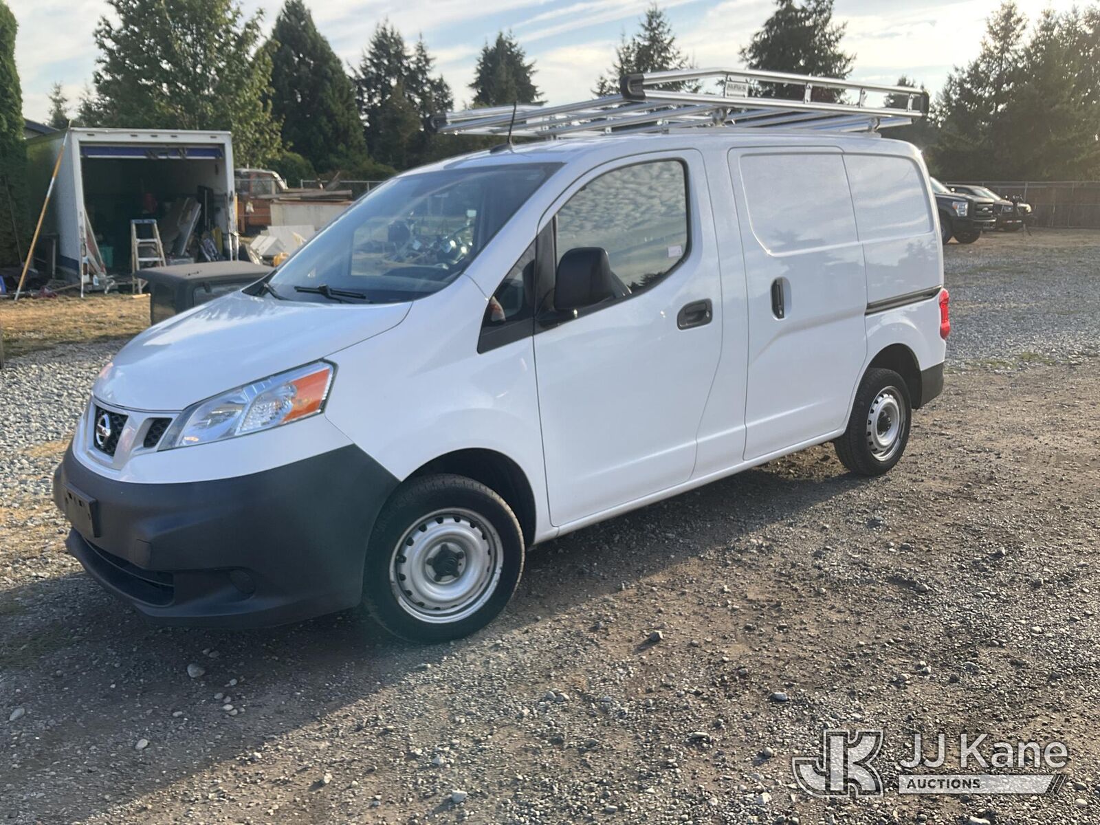 2016 NISSAN NV200